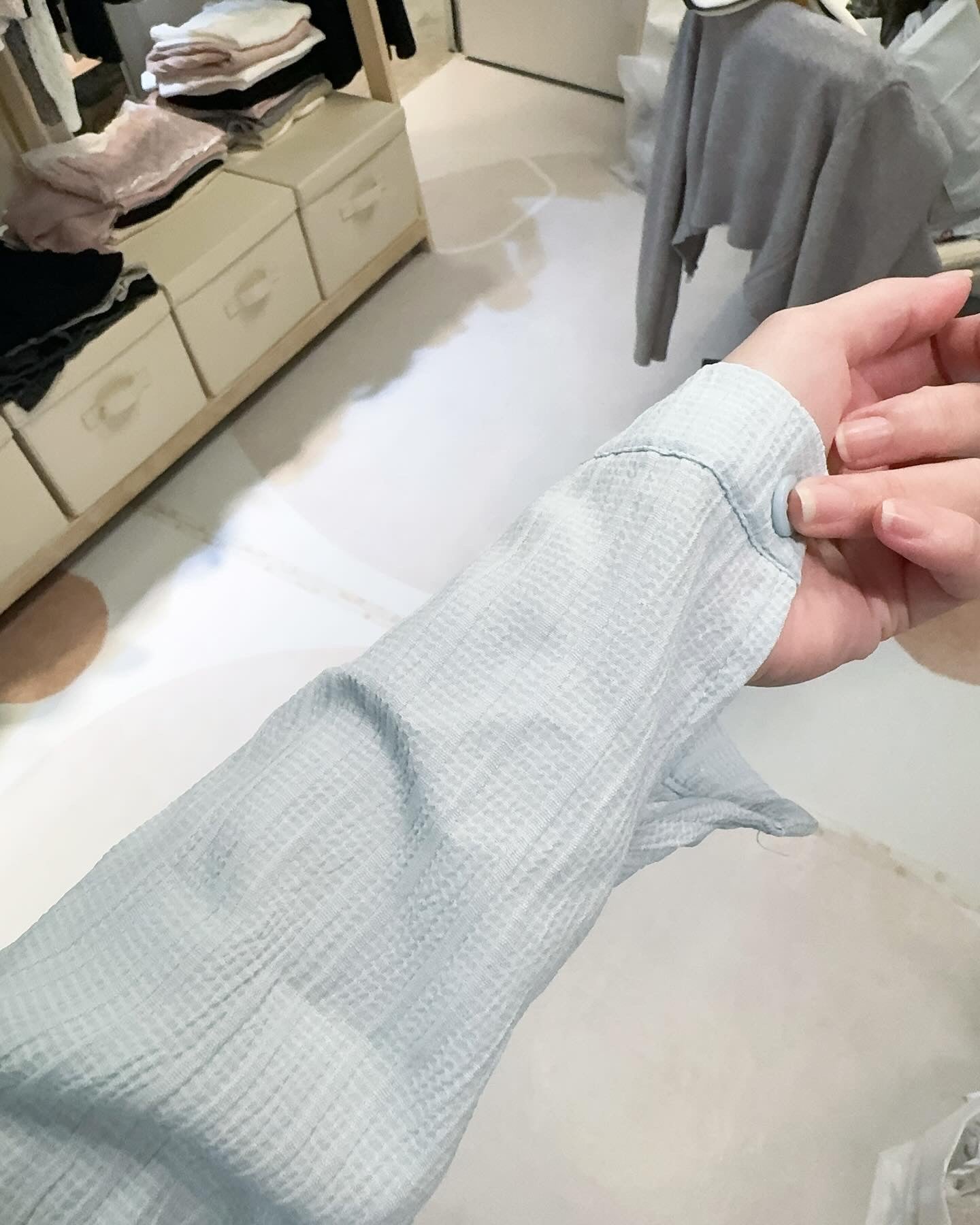 輕盈直紋薄薄恤衫🐋