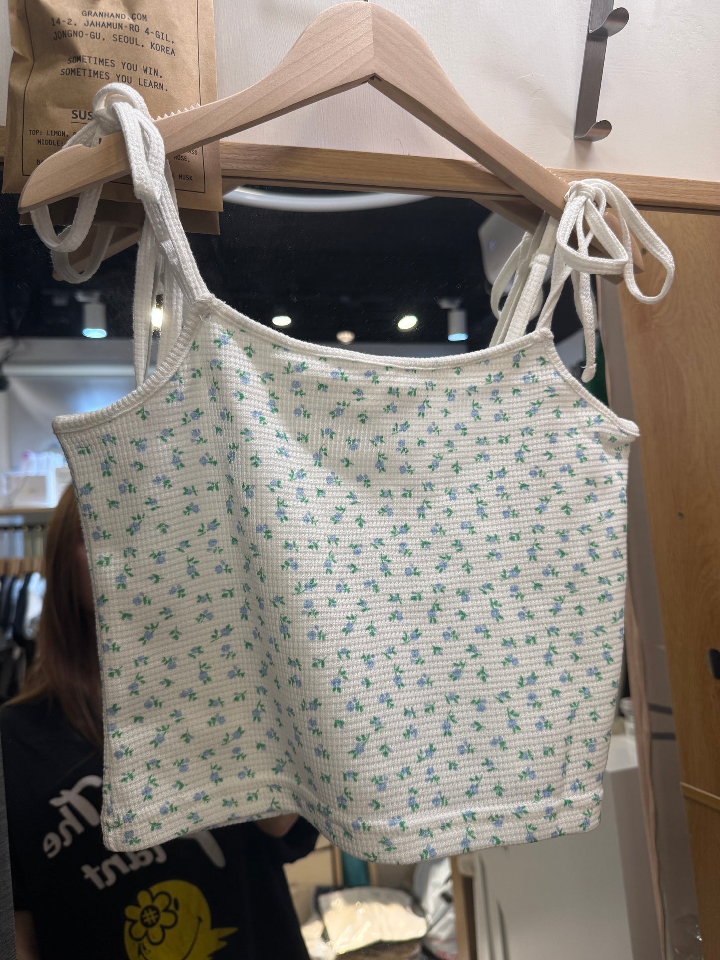 🇯🇵自己綁帶碎花短Top