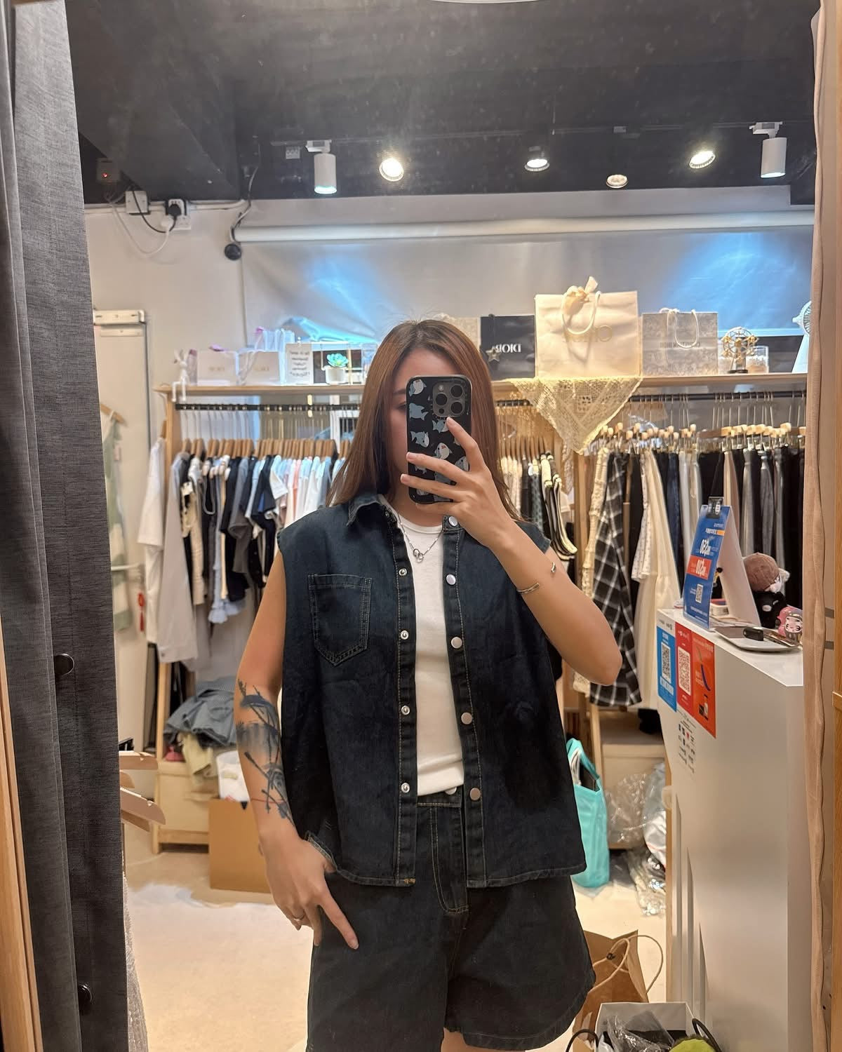 🇰🇷薄牛仔啪鈕背心+牛仔闊短褲