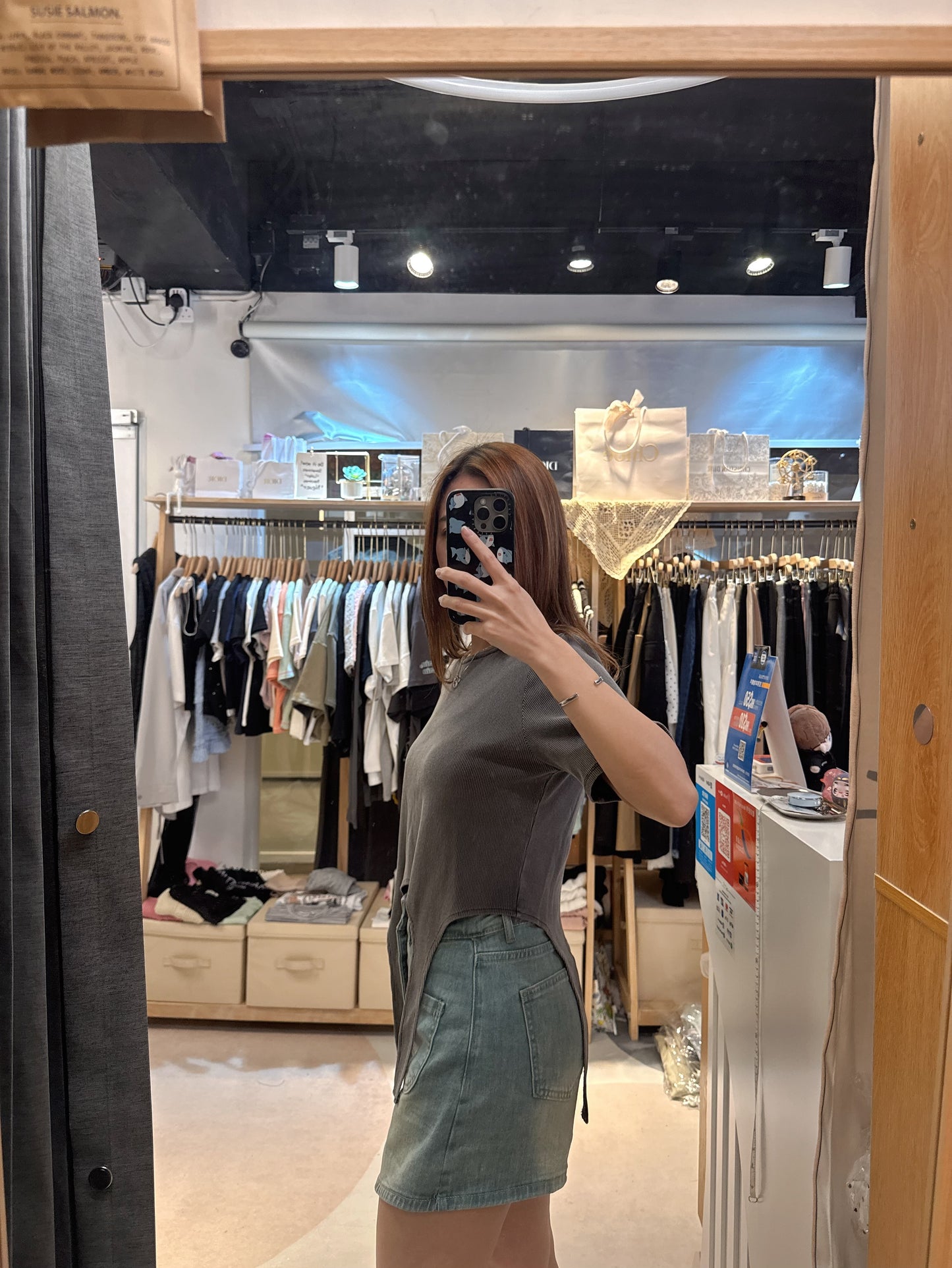 🇯🇵暗直紋水洗灰下擺吊帶Tee