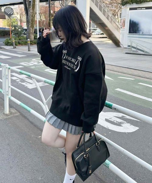 日本直送🇯🇵 刺繡蝴蝶結🎀衛衣