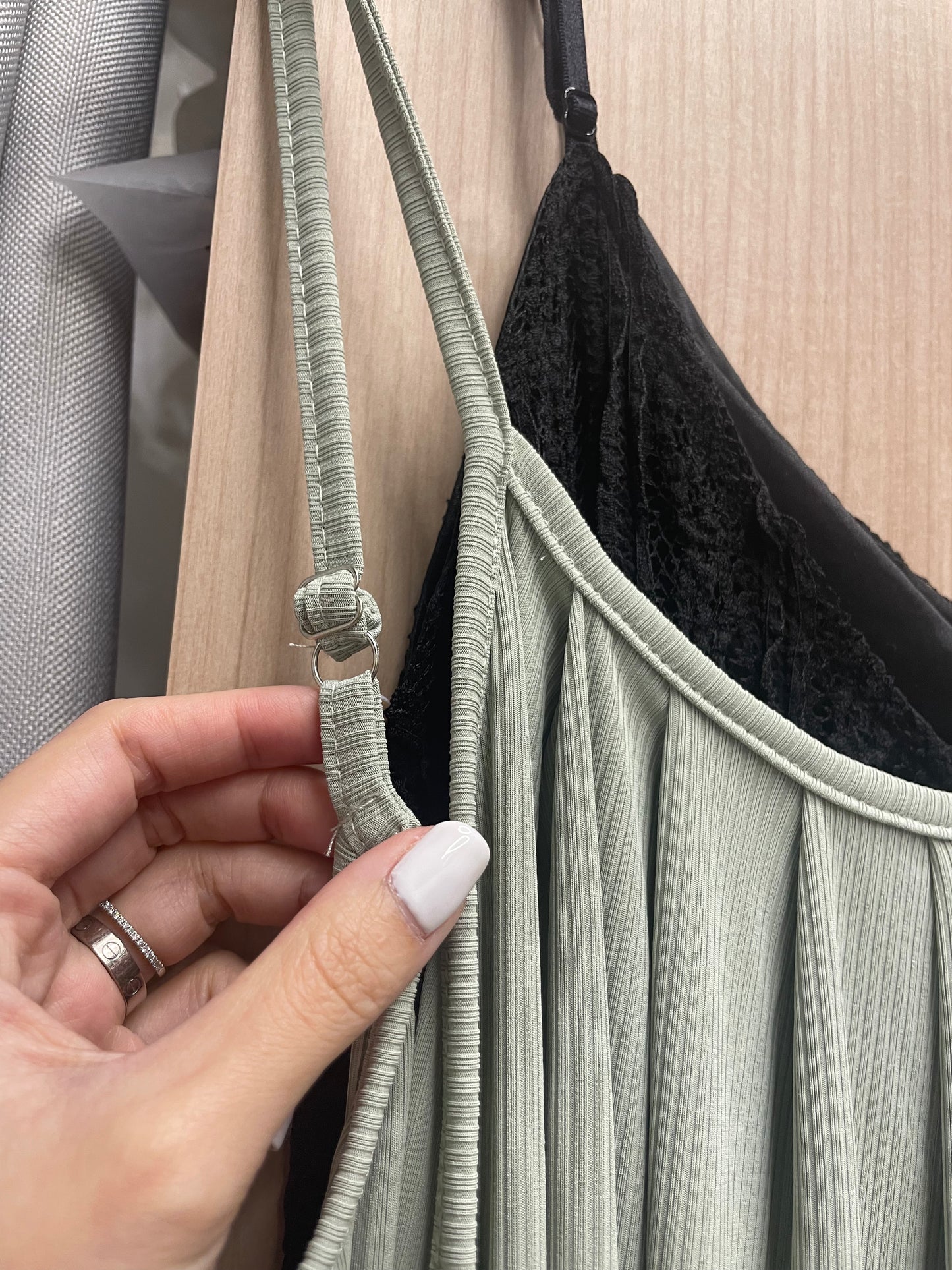 超涼爽~吊帶長裙*2色