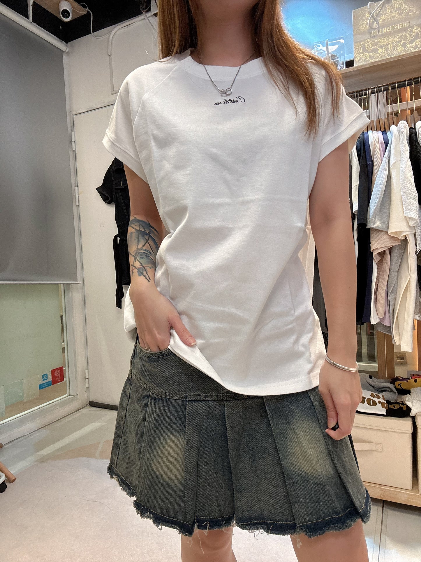 🇯🇵高質薄棉繡花細字Tee*2色